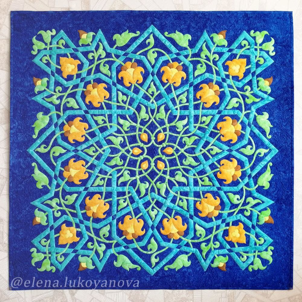 Работа: Елена Лукоянова