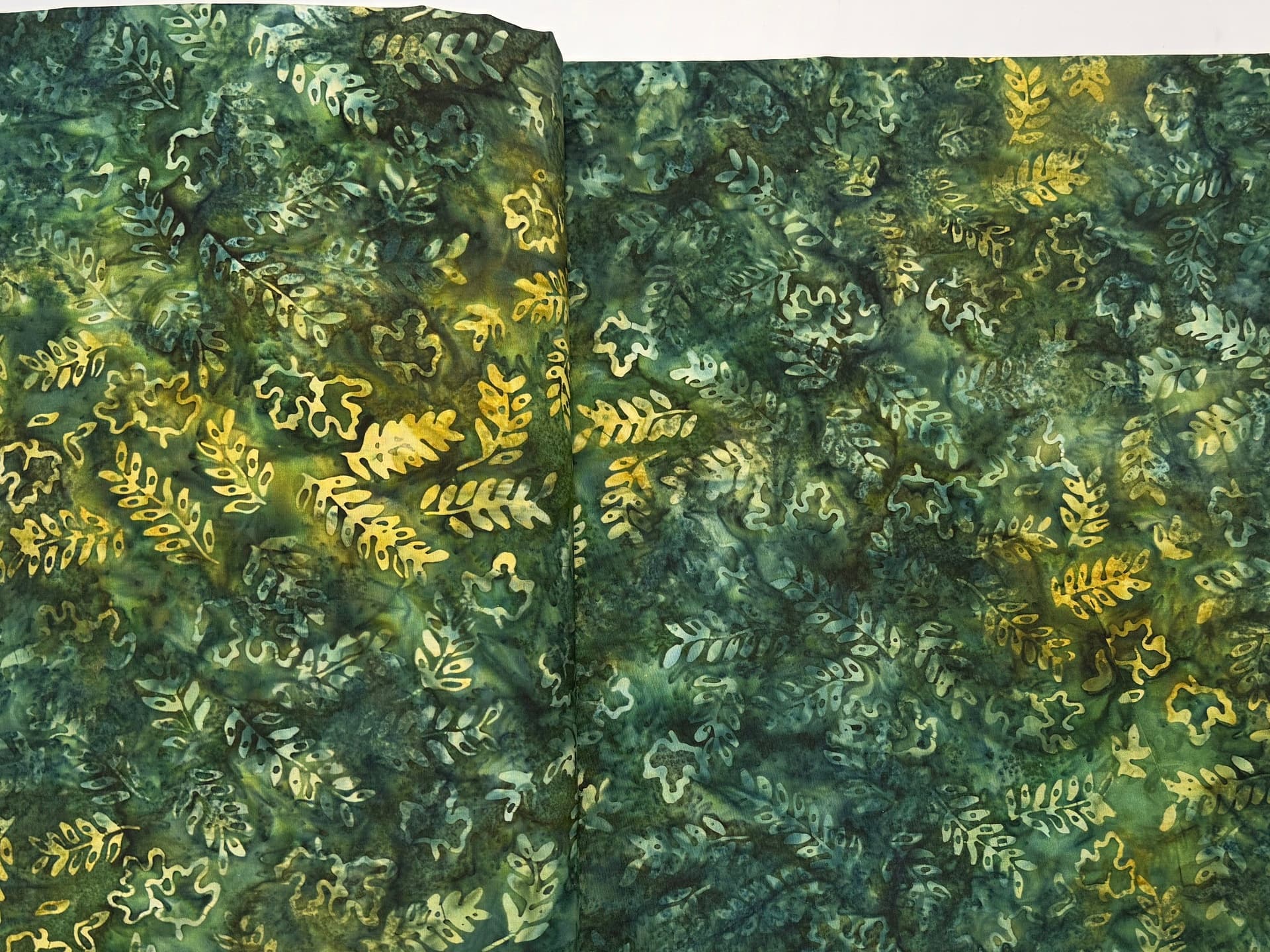 Батик 1030